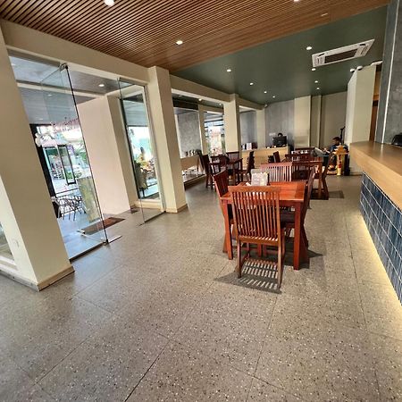 Lucie Hotel Vientiane Exterior photo